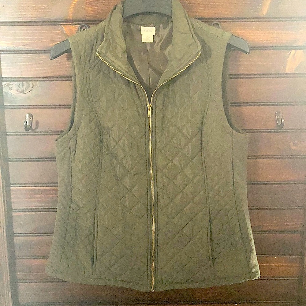 Aspen olive green vest